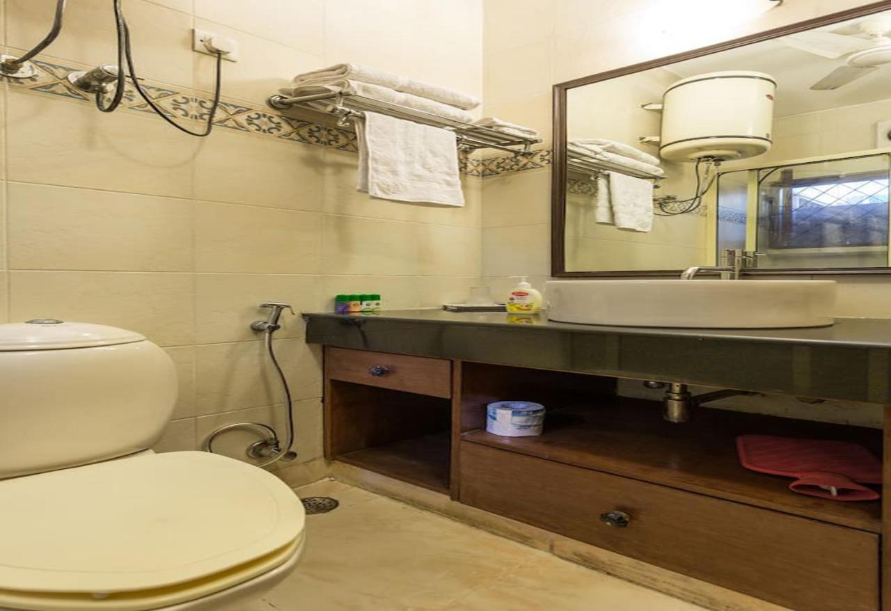 ניו דלהי Eleven Bed & Breakfast מראה חיצוני תמונה
